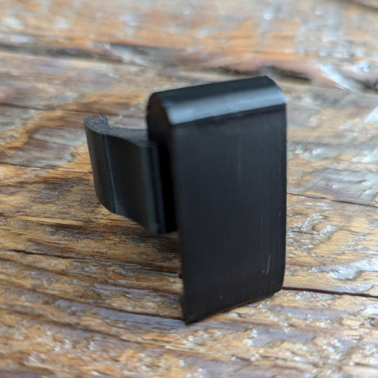 TreeStyx / Synergy Stick Caddy for Saddle Hunting