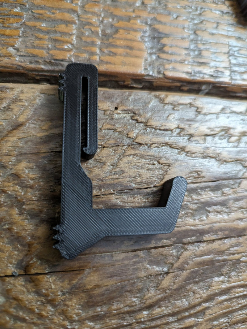 Load image into Gallery viewer, Split Limb Bow Hanger - Gear Strap for Saddle Hunting

