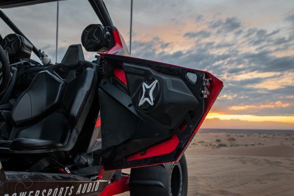 Load image into Gallery viewer, 2020-2023 Polaris RZR Pro Front-Door 6.5in Speaker-Pods

