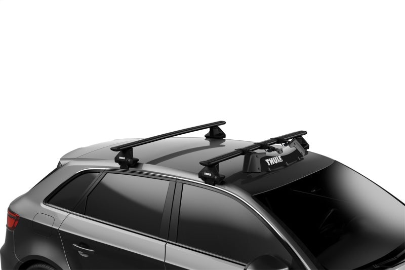 Load image into Gallery viewer, Thule AirScreen XT Roof Rack Wind Fairing S - 32in. (Black)
