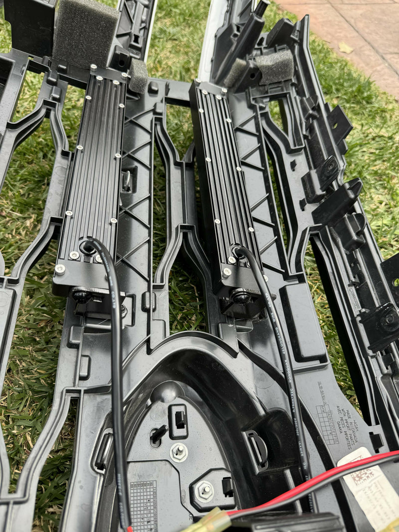 Load image into Gallery viewer, 2022-2024 Ford Expedition (4) 11in Light Bars
