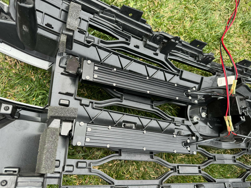 Load image into Gallery viewer, 2022-2024 Ford Expedition (4) 11in Light Bars
