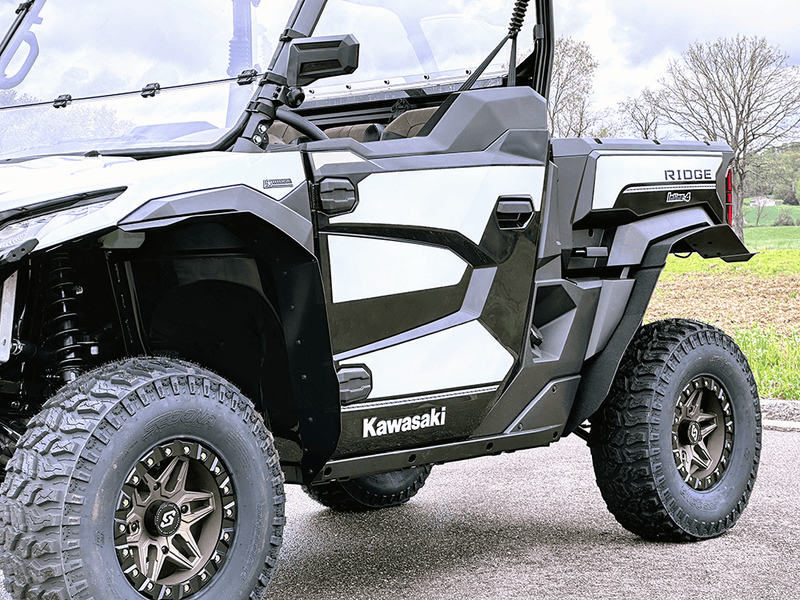 Load image into Gallery viewer, Spike Kawasaki Ridge Fender Flares (Full set)
