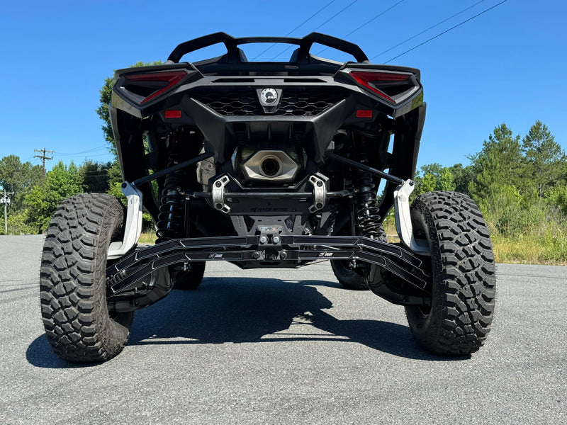 Load image into Gallery viewer, Maverick R Pro Rock High Clearance Billet Radius Rod Kit for use with Double E Rear Sway Bar
