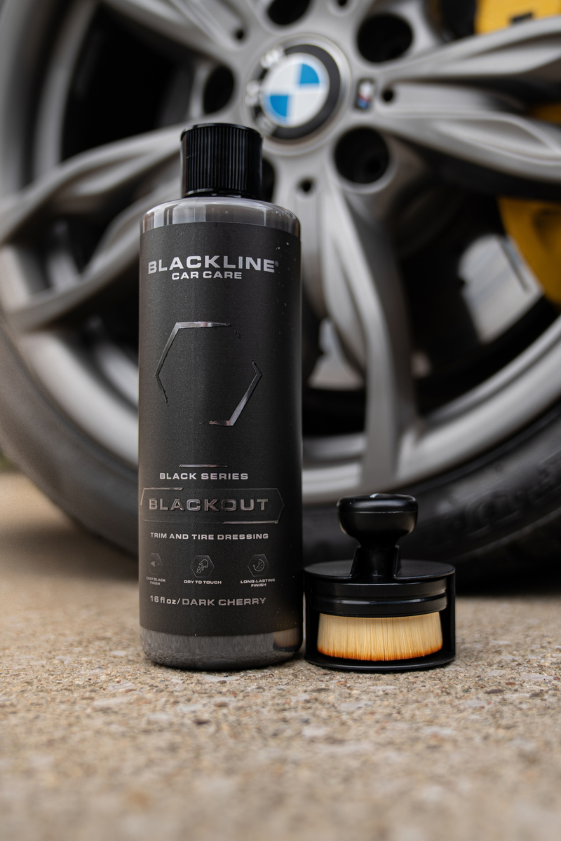 Load image into Gallery viewer, BLACKLINE® TIRE SHINE APPLICATOR BRUSH
