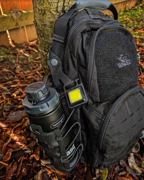 Load image into Gallery viewer, SOL- LED Rechargeable Keychain Light
