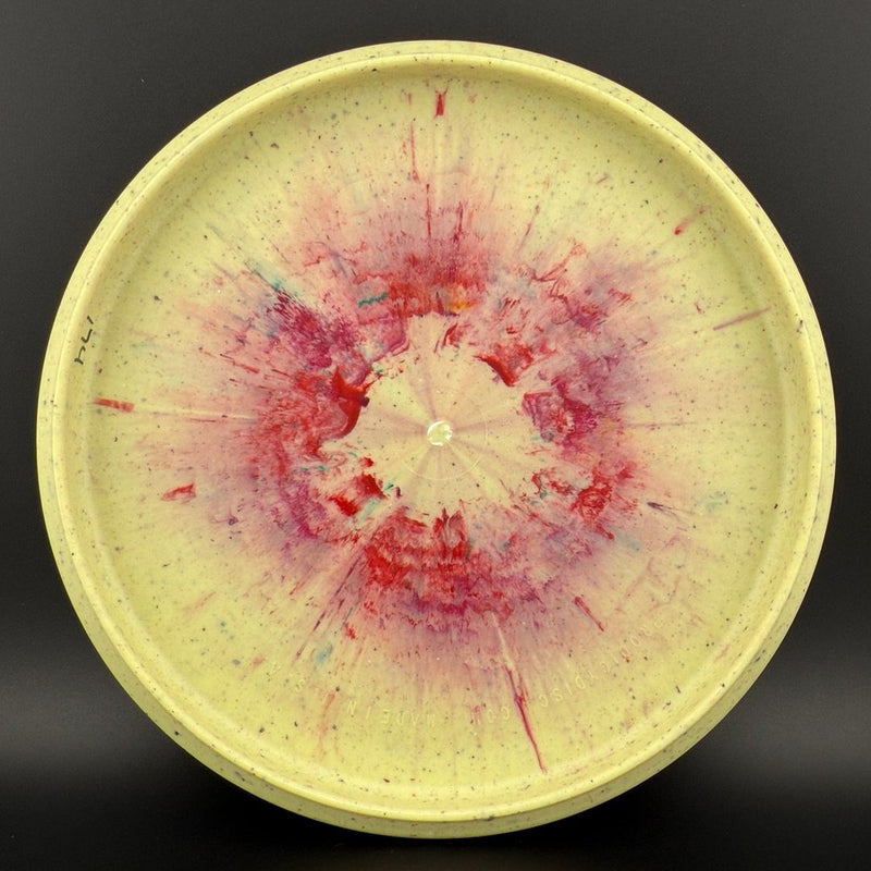 Load image into Gallery viewer, Medium Royal Party Pickle - [STRATUS] FEAR V1 by Les White
