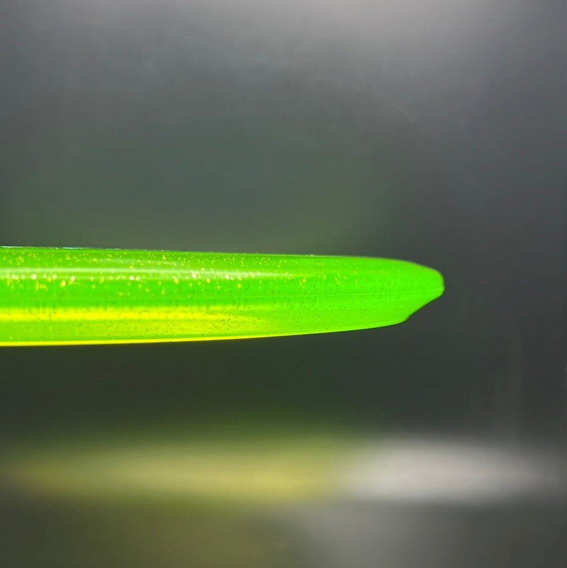 Load image into Gallery viewer, Metal Flake C-Line MD3 - Gavin Babcock Shield Series
