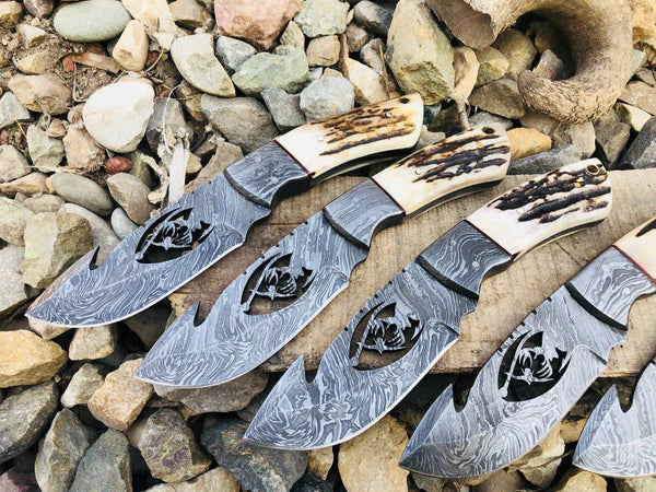 Load image into Gallery viewer, Deer Knives – 10" Wire-Cut Damascus Steel Blade with Antler Horn Handle &amp; Leather Sheath
