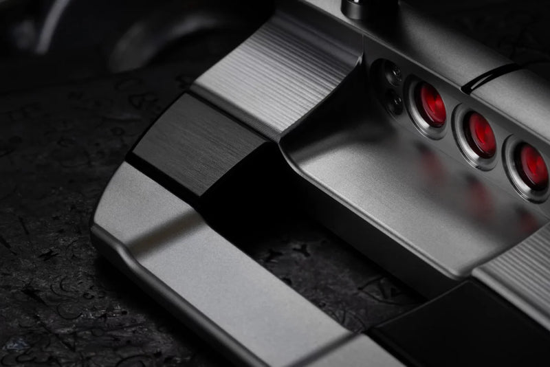 Load image into Gallery viewer, Scotty Cameron 2025 Studio Style Fastback 1.5 Putter
