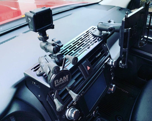 2010-2024 Toyota 4Runner Dash Mount