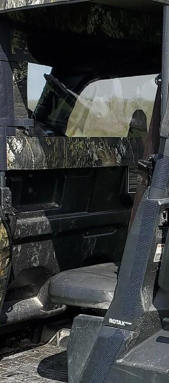 Load image into Gallery viewer, Can-Am Defender Max 4 - Middle/Back Soft Panel
