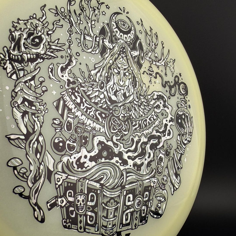 Load image into Gallery viewer, Glow Champion Teebird3 - Dark Magic XXL - Halloween

