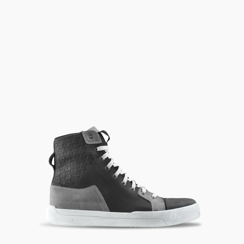 Load image into Gallery viewer, Gaerne G.Letur Aquatech Boot Black/Grey Size - 6
