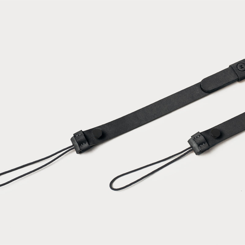 Load image into Gallery viewer, Adjustable Leather Camera Neck Strap
