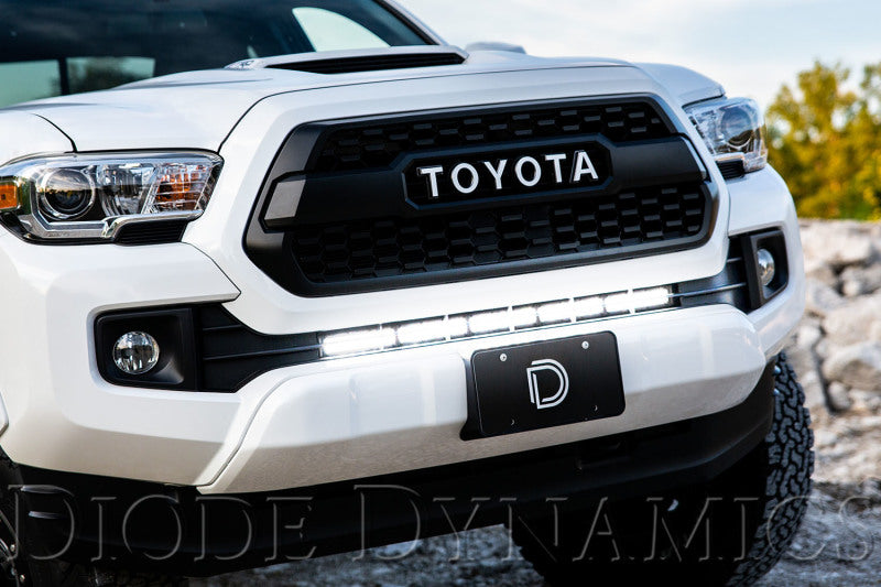 Load image into Gallery viewer, Diode Dynamics 16-21 Toyota Tacoma SS30 Stealth Lightbar Kit - White Driving
