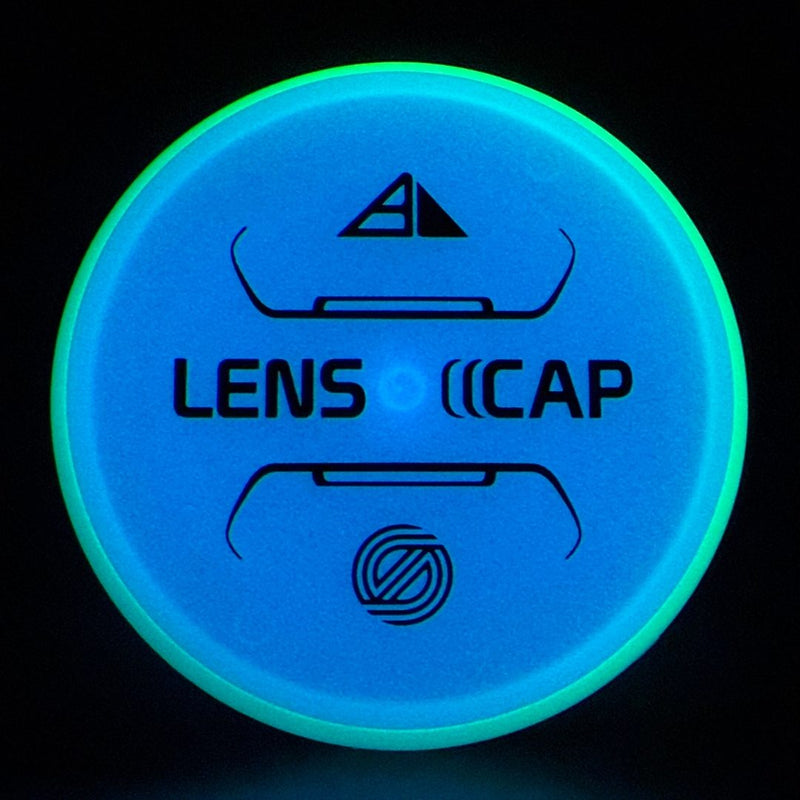 Load image into Gallery viewer, Total Eclipse Lens Cap (Mini Disc) - Simon Line
