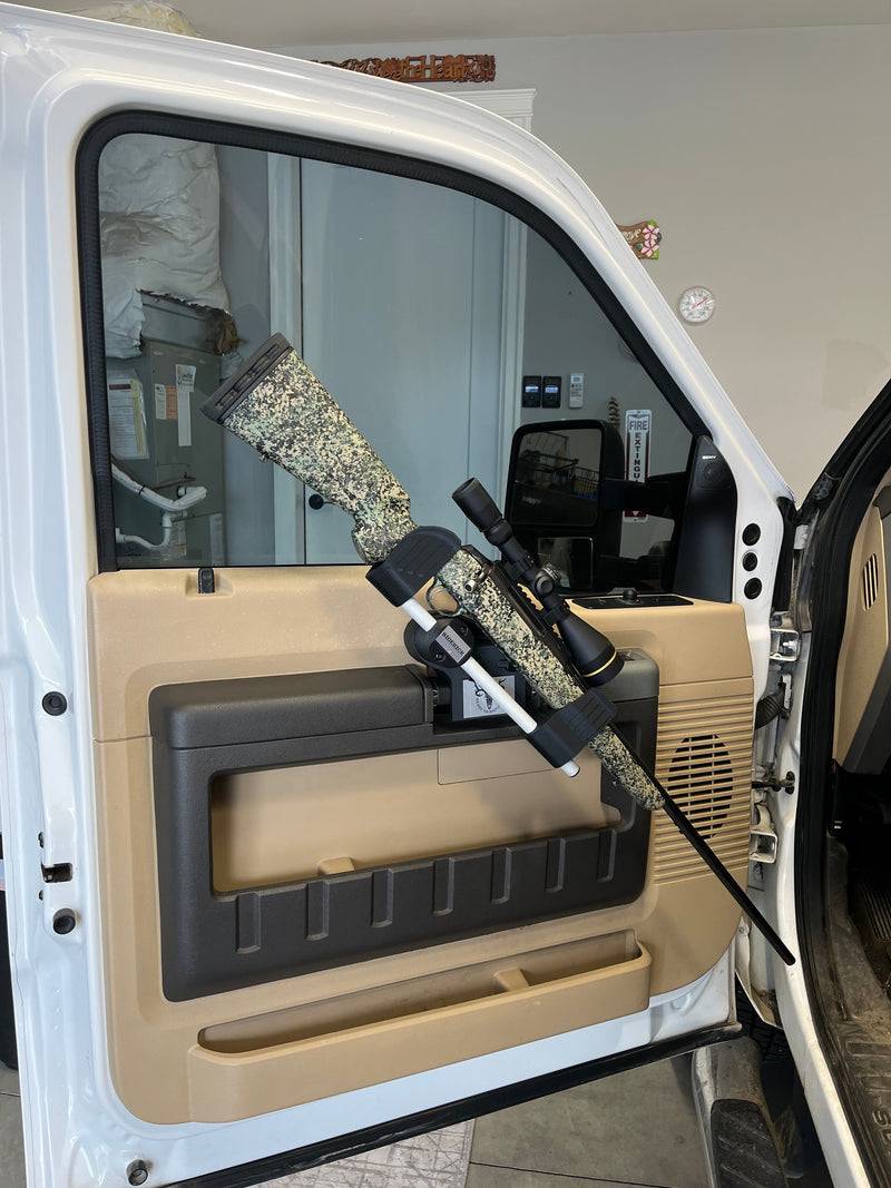 Load image into Gallery viewer, Sidekick Door-Mounted Gun Rack – 2008-2016 Ford Super Duty
