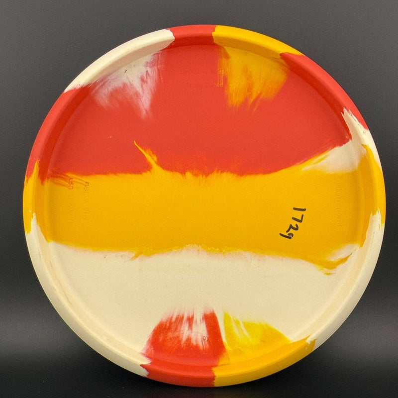 Load image into Gallery viewer, ecoFLEX Koi - Birthday Fishcake
