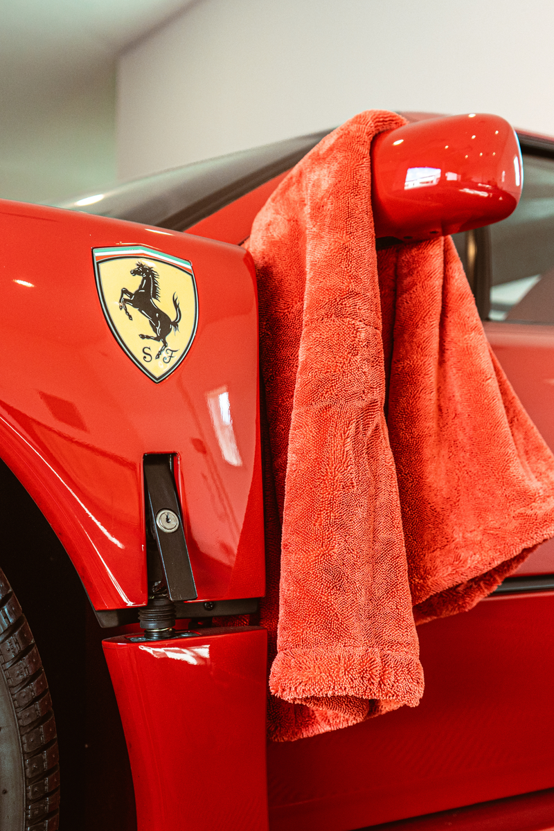 Load image into Gallery viewer, BLACKLINE® TWISTED-LOOP DRYING TOWEL
