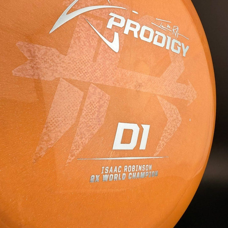 Load image into Gallery viewer, D1 (500 Glimmer) - Isaac Robinson 2X World Champion
