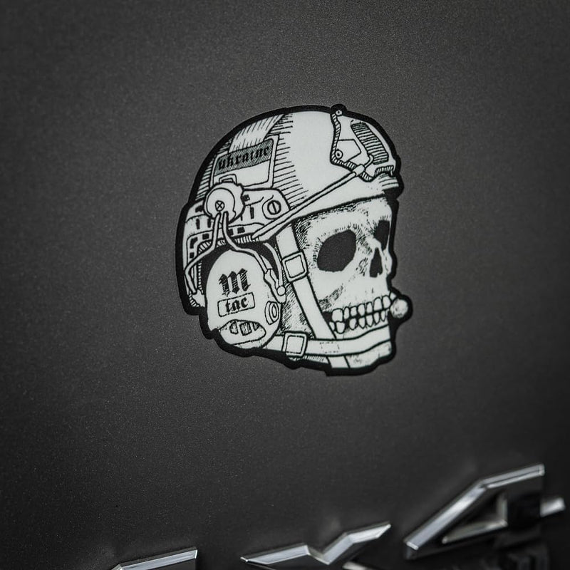 Load image into Gallery viewer, M-Tac Bumper Sticker Skull

