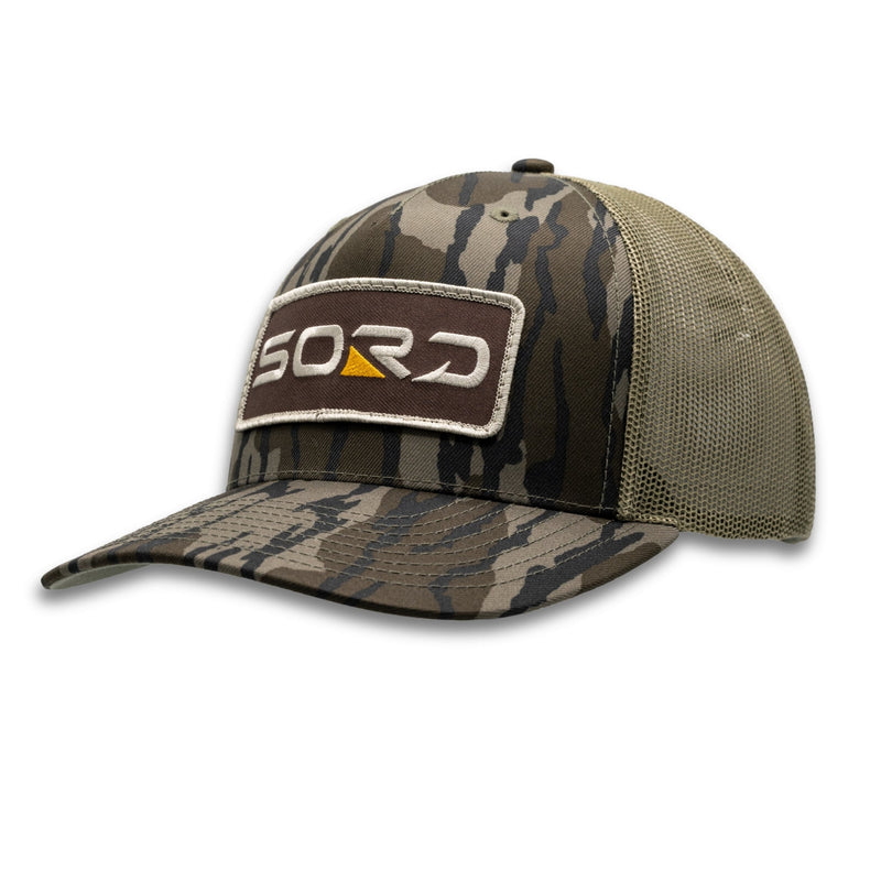 Load image into Gallery viewer, CLASSIC TRUCKER - BENO HAT
