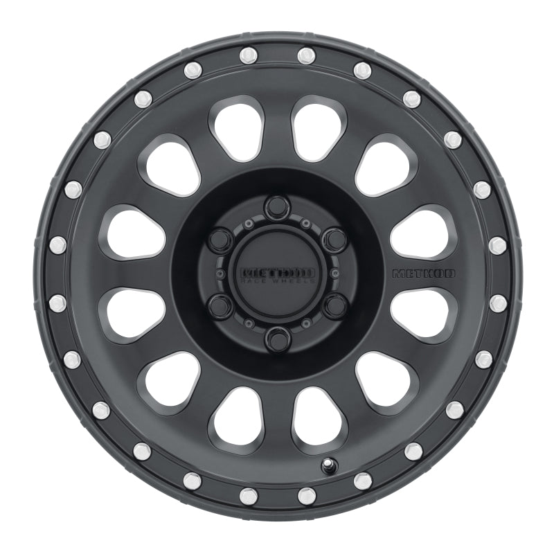Load image into Gallery viewer, Method MR315 17x8.5 0mm Offset 6x120 67mm CB Matte Black Wheel
