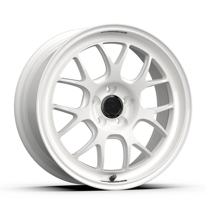 Load image into Gallery viewer, fifteen52 Apex RSR 18x9.5 5x114.3 38mm ET 73.1mm Center Bore Rally White
