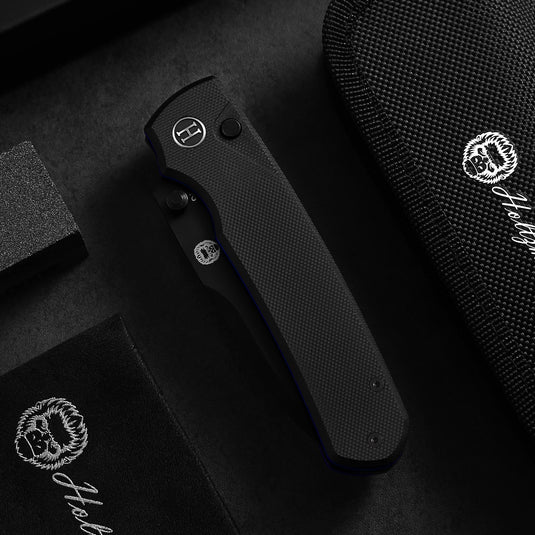 The Loyalist Folding Pocket Knife Giftset for Men and Women (Black and Blue)