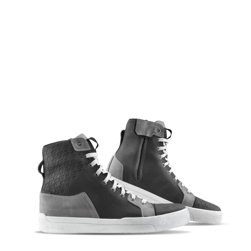 Load image into Gallery viewer, Gaerne G.Letur Aquatech Boot Black/Grey Size - 6
