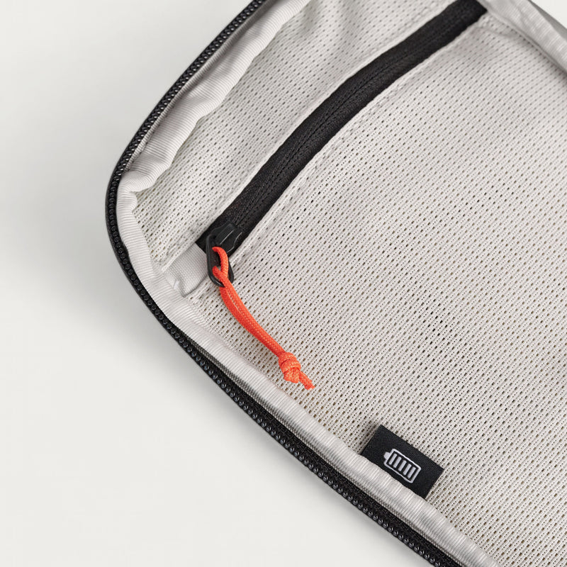 Load image into Gallery viewer, Everything Battery Organizer Pouch
