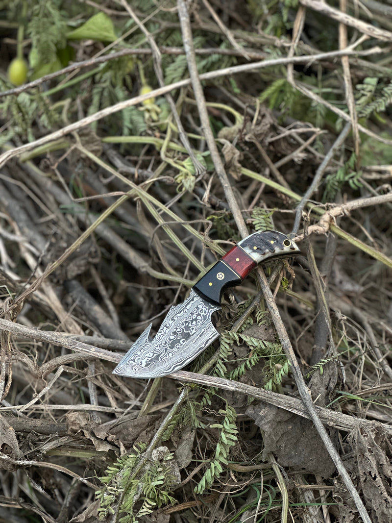 Load image into Gallery viewer, Premium Custom Handmade Damascus Steel Guthook Skinning Knife with Resin Handle - 7.5” Sharp Blade with Leather Sheath
