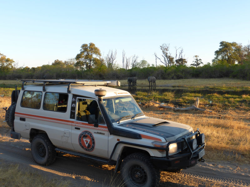 Load image into Gallery viewer, Toyota Land Cruiser 70 Series K9 Roof Rack Kit
