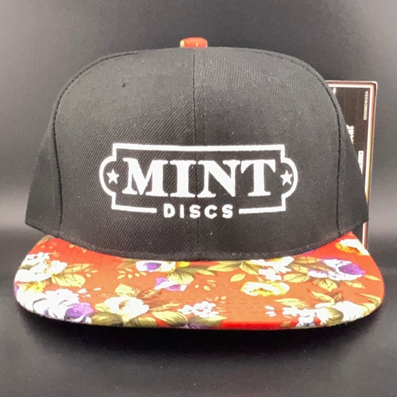 Load image into Gallery viewer, Flat Bill Snapback Hat - Fancy Print - Mint Discs
