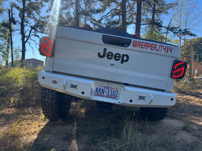 Load image into Gallery viewer, Gauntlet Rear Bumper for 2020+ Jeep Gladiator JT
