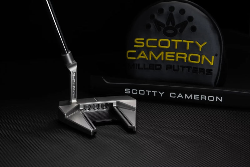 Load image into Gallery viewer, Scotty Cameron 2025 Phantom 7.2 Putter
