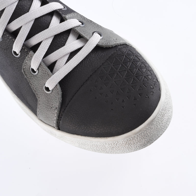 Load image into Gallery viewer, Gaerne G.Letur Aquatech Boot Black/Grey Size - 6

