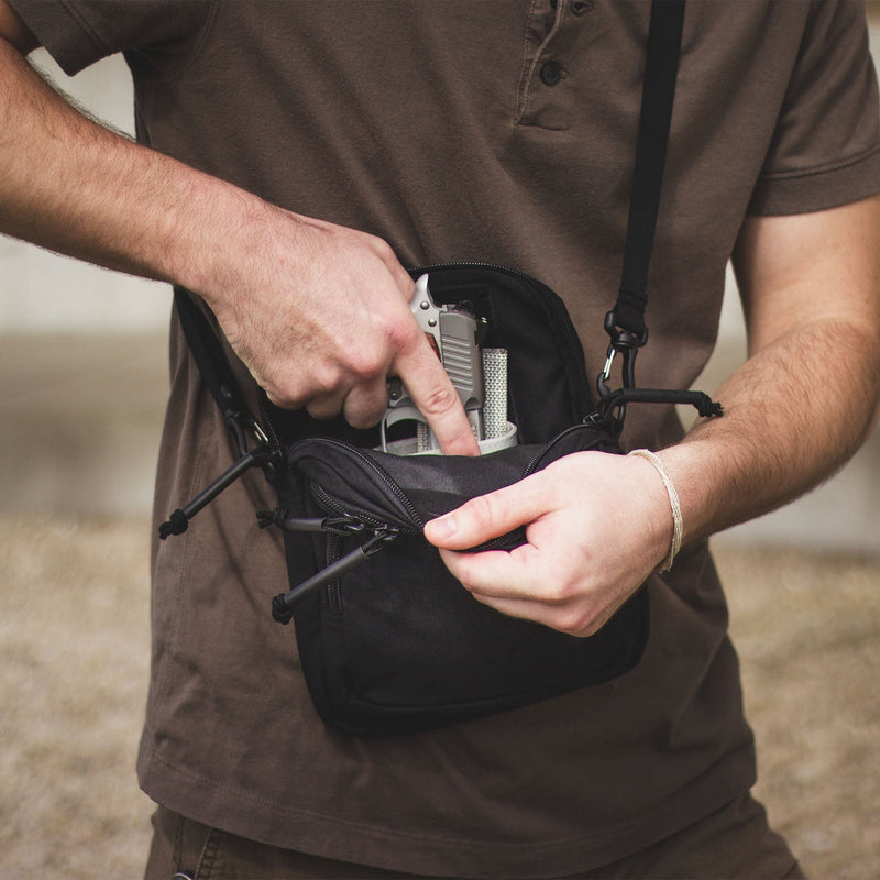 Load image into Gallery viewer, Avenger Concealment Gun Pack
