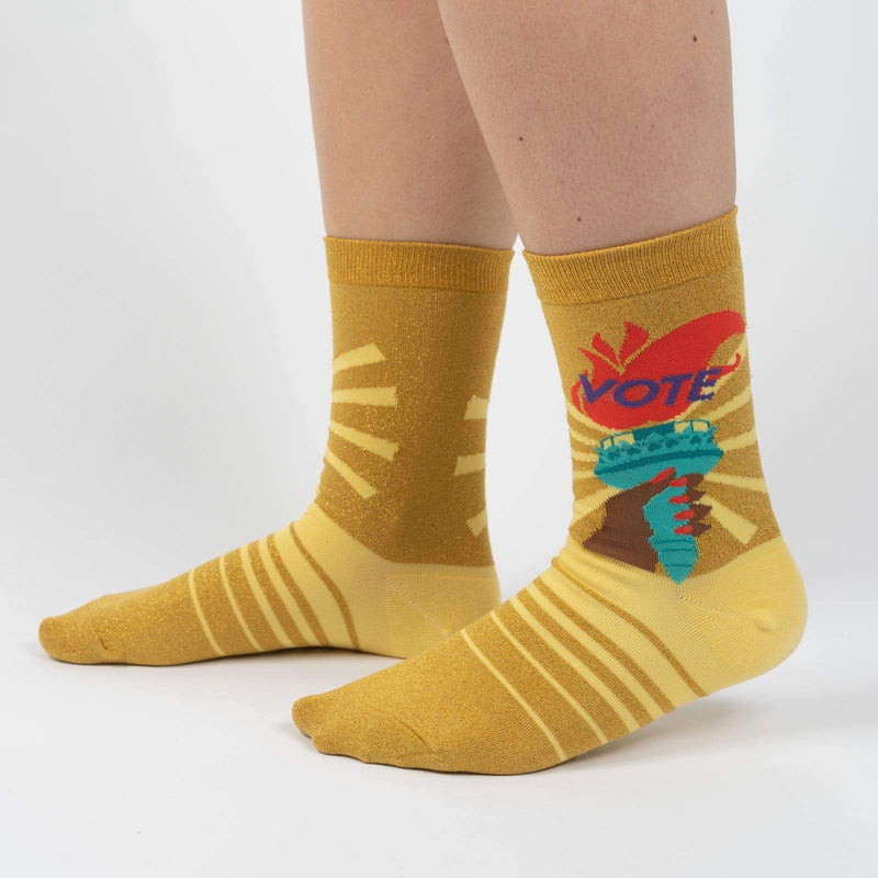 Load image into Gallery viewer, Liberty Enlights The World Shimmer
