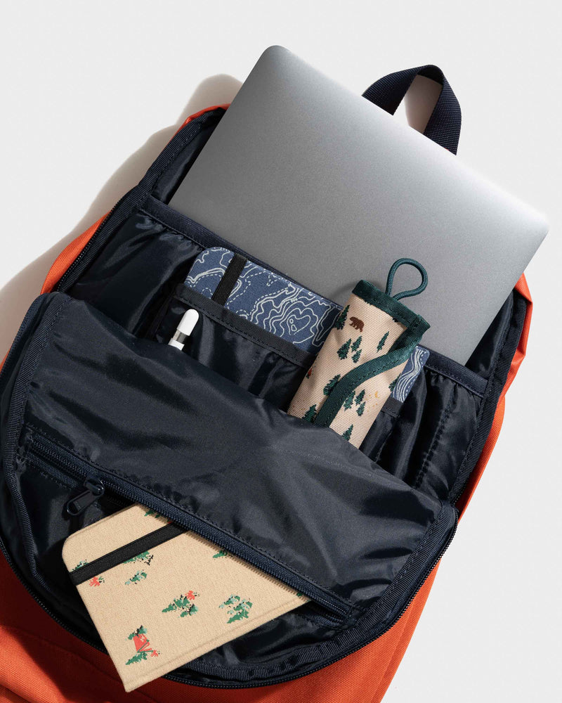 Load image into Gallery viewer, (R)evolution™ 15L Commuter Backpack
