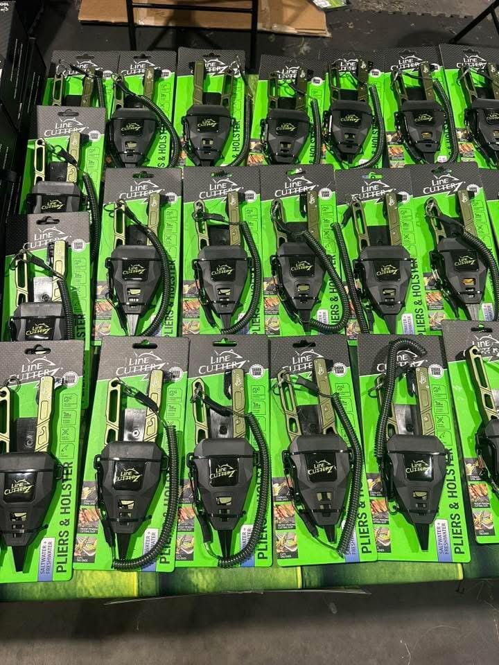 Load image into Gallery viewer, Line Cutterz Elite Pliers
