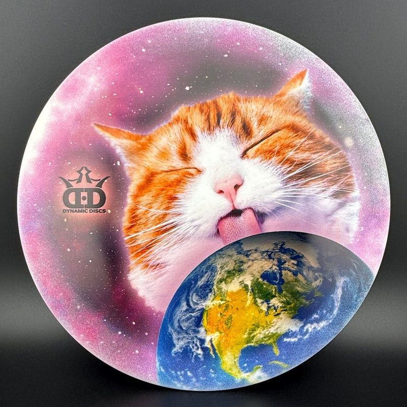 Load image into Gallery viewer, Gold Sapphire - DyeMax - Space Kitty Globe Licker
