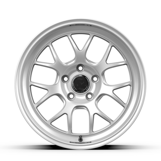 fifteen52 Apex RSR 18x9.5 5x120 22mm ET 72.56mm Center Bore Radiant Silver