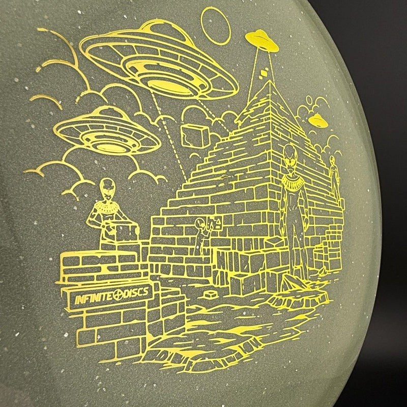 Load image into Gallery viewer, Stardust C-Blend Tomb - Alien Construction
