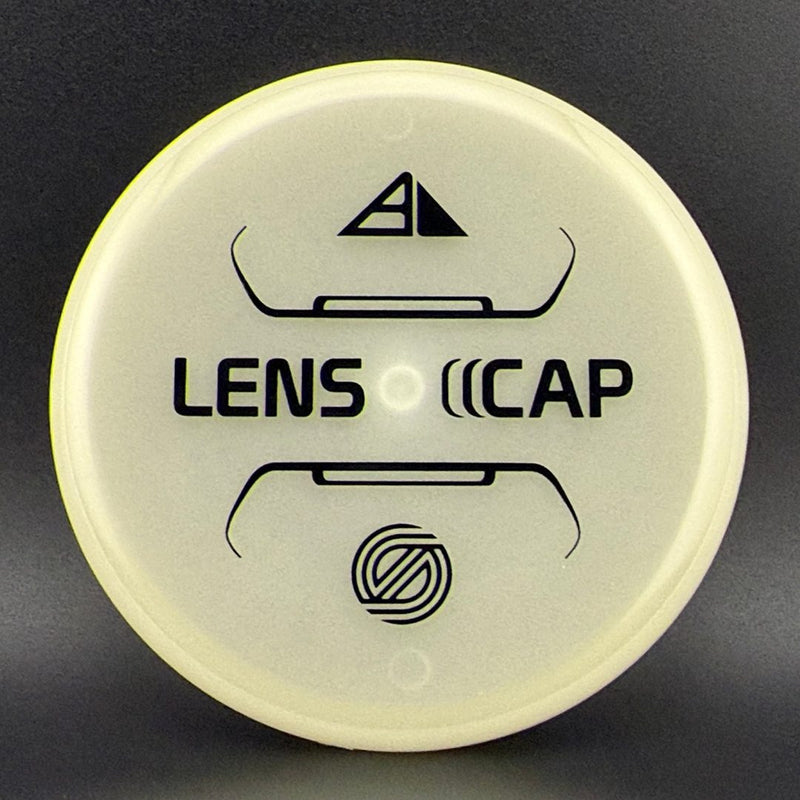 Load image into Gallery viewer, Total Eclipse Lens Cap (Mini Disc) - Simon Line
