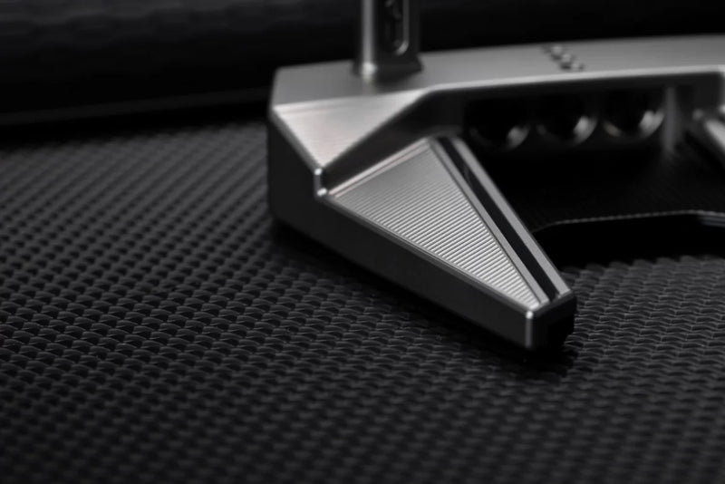 Load image into Gallery viewer, Scotty Cameron 2025 Phantom 7.2 Putter
