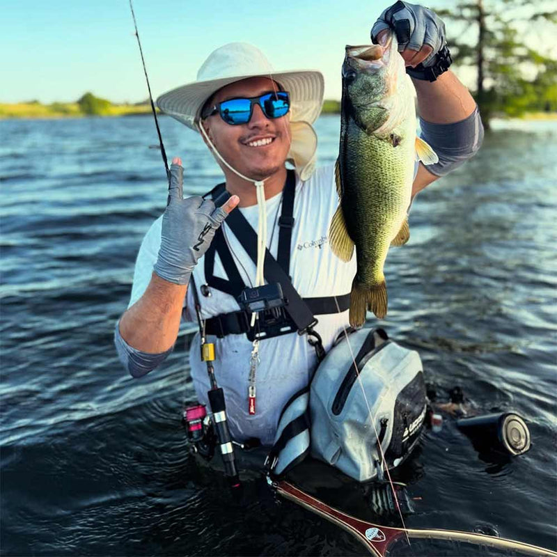Load image into Gallery viewer, 9.4QT Waterproof Fishing Fanny Pack
