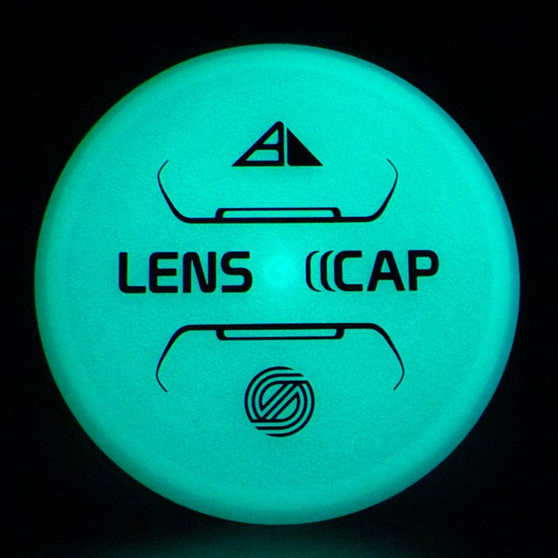 Load image into Gallery viewer, Total Eclipse Lens Cap (Mini Disc) - Simon Line
