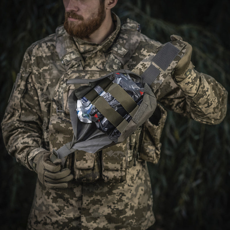 Load image into Gallery viewer, M-Tac Medical Pouch Vertical Large Elite

